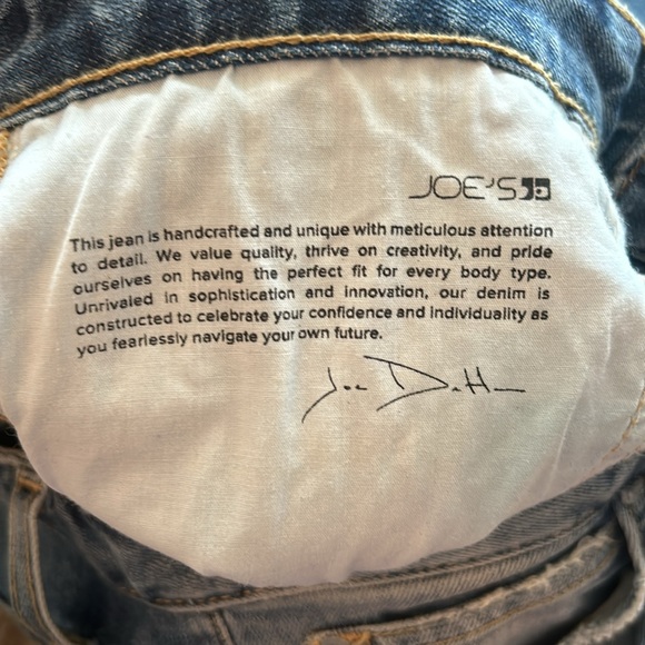 Joes jeans distressed w/pearls - Picture 6 of 6